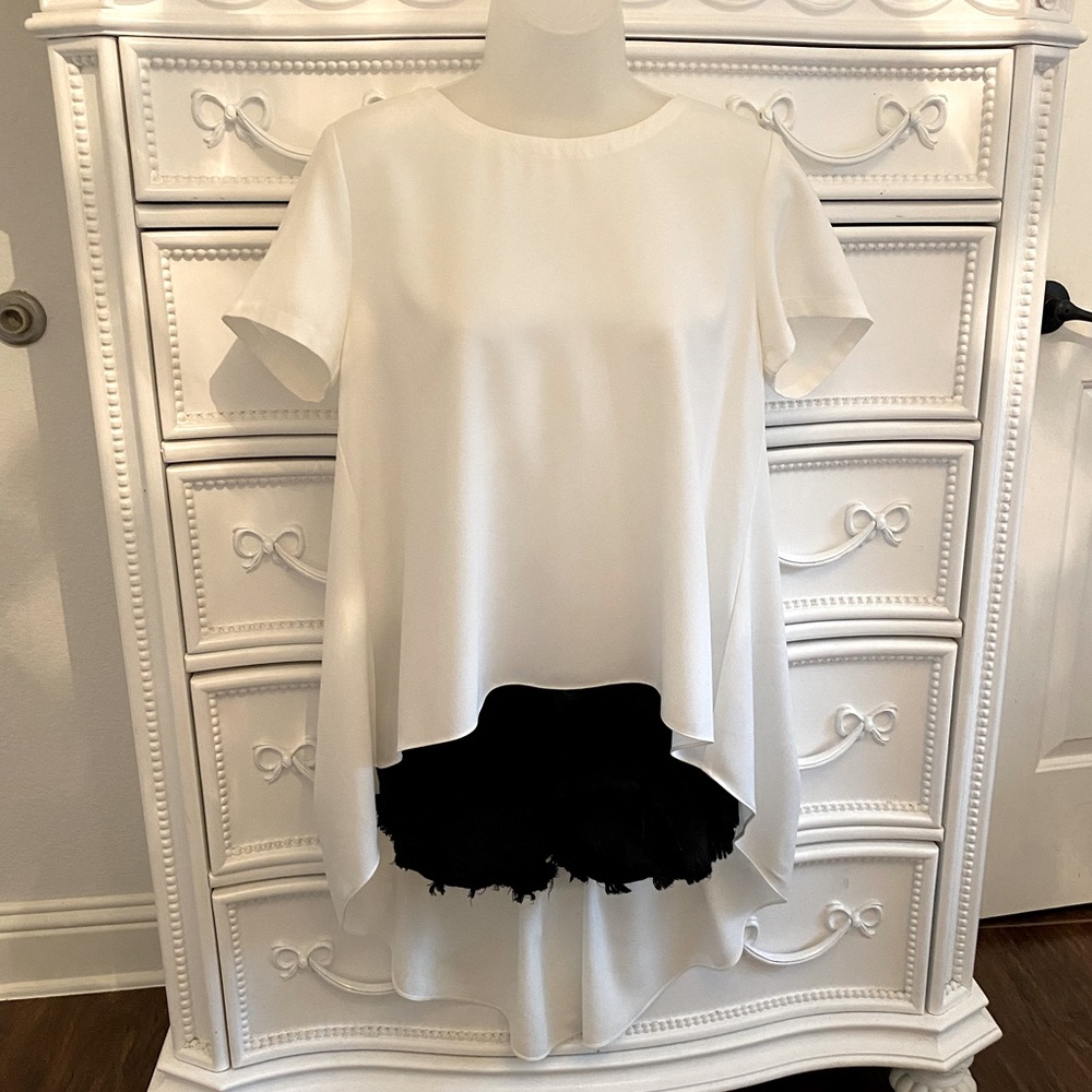 Crosby by Mollie Burch Hi-Lo White Top